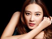 让男人有距离感的生肖女