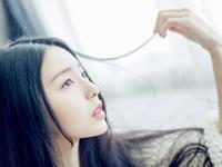 拍照效果好十分上相的生肖女