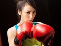 12星女受人欺负的第一反应