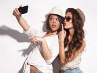 12星座闺蜜谁会拿你当陪衬