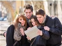 对别人大方对自己抠门的生肖