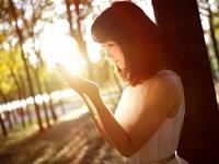 有钱最容易迷失的星座女