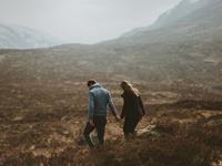 爱情中的你是否会吃窝边草呢