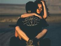 占卜你对他是否还是恋恋不忘呢