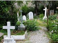 坟地上摆放什么会破坏风水