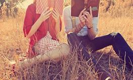 能把友谊升华为爱情的星座组合