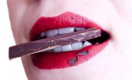 做梦梦见牙掉了