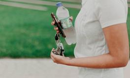 女人梦见没赶上火车