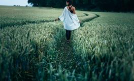 女人梦见买衣服没买成