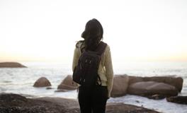 女人梦见买东西