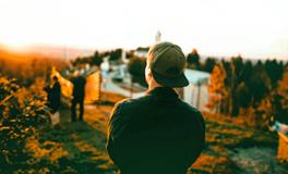 梦见和别的女人睡觉