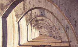 梦见日本人追杀到处藏