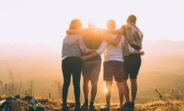 梦见自己吃桃子