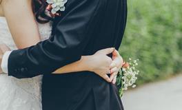 女生梦到自己结婚