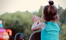 孕妇梦到三个小孩