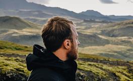 梦到闺蜜和老公在一起