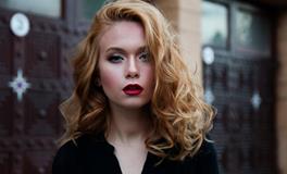 梦见别人剪头发是什么意思