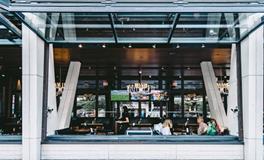 梦见朋友来家里吃饭