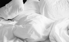 梦见自己开车翻了