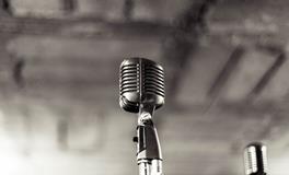 梦见差点出车祸但没事