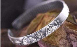 摩羯座专属的小仙女手镯