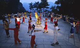 土家族信仰什么宗教为主