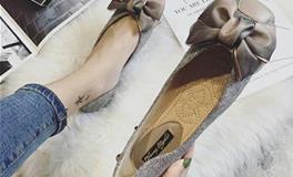 水瓶座代表的平底鞋