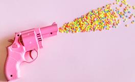 梦到家里来了好多亲戚