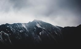 梦见自己的衣服被烧了