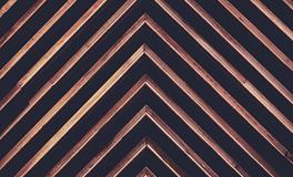 梦见手被割破流血了