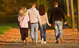 如何与属鸡男相亲