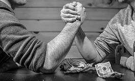 梦见自己没钱了