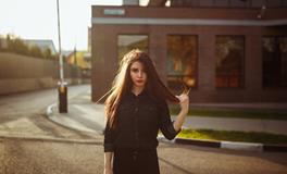 生肖鸡的投资理财忠告