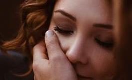 遇到事情不去解决只会在一旁悲伤的星座