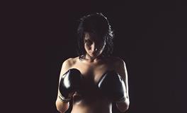 孕妇梦见跟人打架