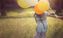 女人梦见自己掉进茅坑