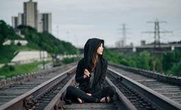 女人梦见烧香好不好