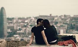 梦见情人背地里偷情