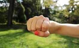 梦见自己打伤前夫