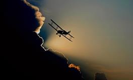 梦见飞机落到地面是什么意思