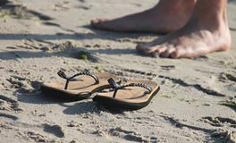 梦见和死人说话好吗