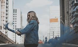 不愿意分享心事的四个星座，天蝎座不善言辞，狮子座过于骄傲