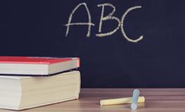 假装洒脱，这些星座分手后最难放下