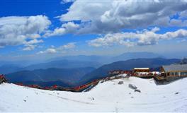 异性缘最旺盛的3大星座，魅力十足桃花旺，天蝎座上榜