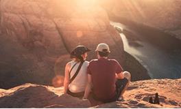 2024年属蛇人幸运色和禁忌色，属蛇人龙年最旺的颜色