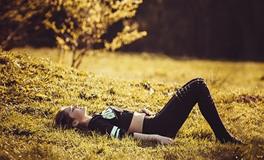 1977年属蛇人最近不顺，如何转运