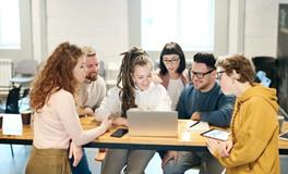 职场生存术，谁是值得信任的同事