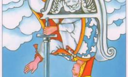 塔罗牌宝剑皇后逆位代表什么意思？