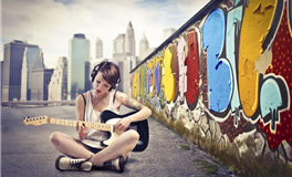 属马人暗恋一个人的行为举止