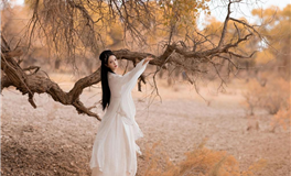 属鸡男手机里存着谁的照片